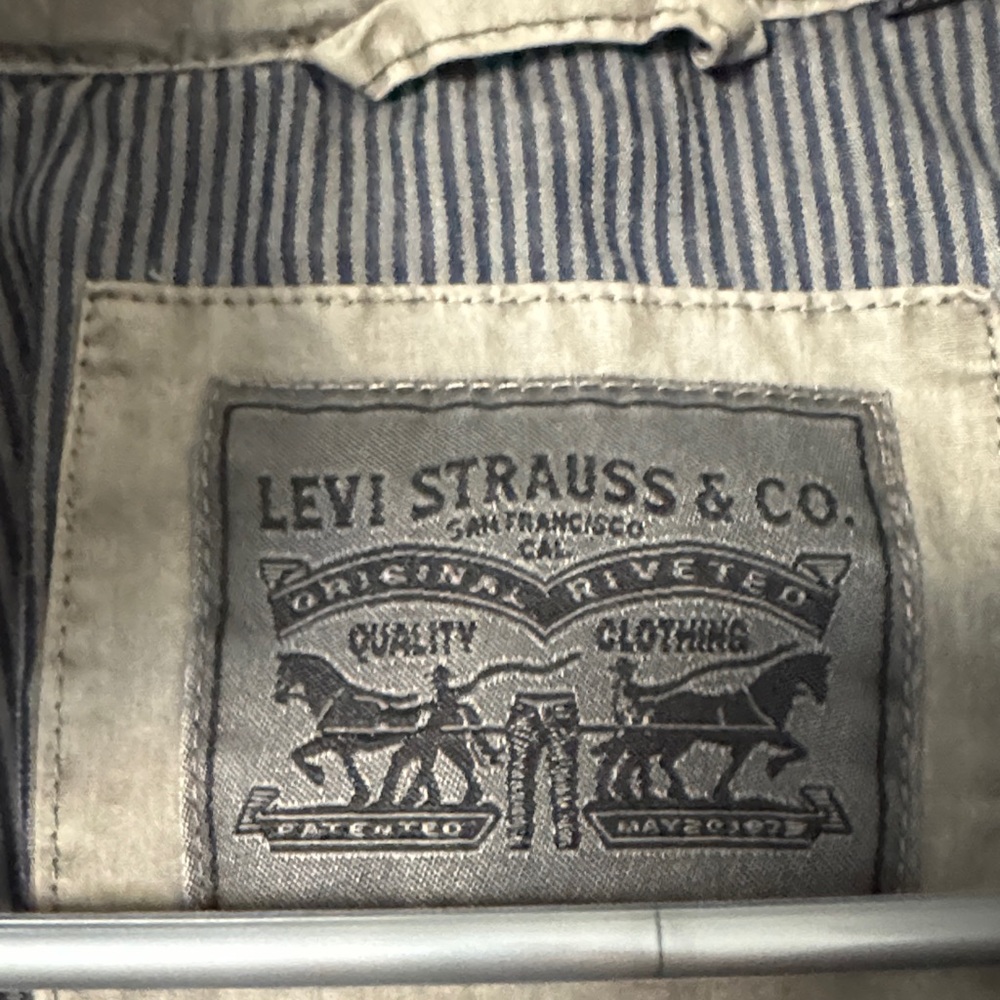 Levi's jacket - Picture 6 of 9